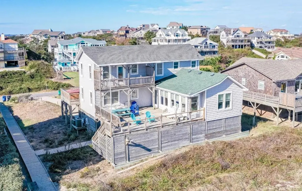 York - Duck, Carolina Dunes, Oceanfront, Ocean View, Hot Tub, Large Decks, Pets OK
