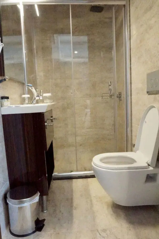 MARINN DELUXE HOTEL