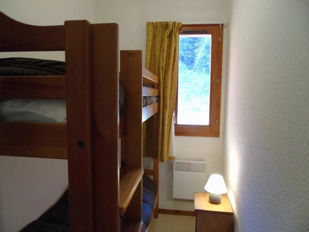Lou Services Apartment I34 LSI 001