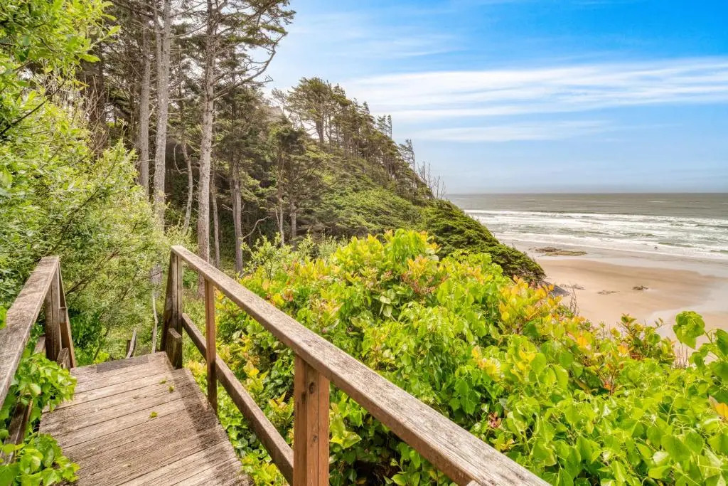 Sunset Cove by Avantstay Beachfront w/ Balcony!