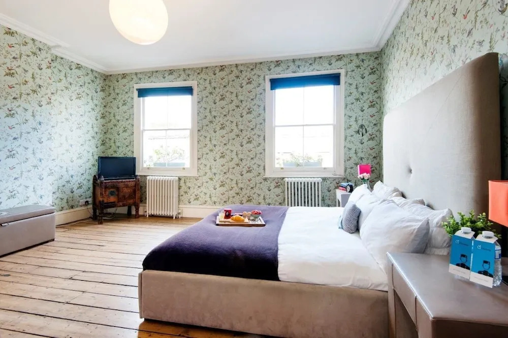 The Gorgeous Portobello Residence - BGL