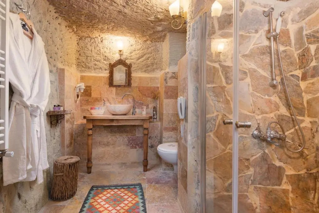 Cappadocia Eagle Cave Inn