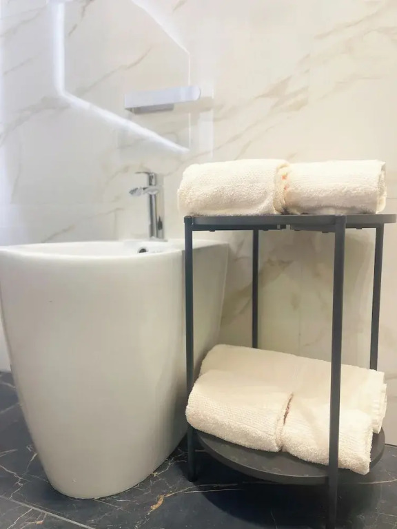 Flame B&B - Elegant Rooms