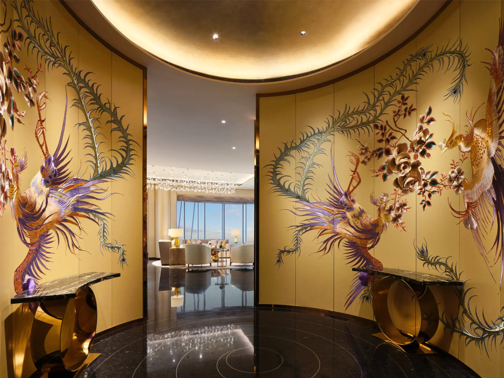 J Hotel, Shanghai Tower