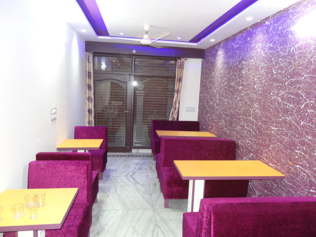 Hotel Aashiyana
