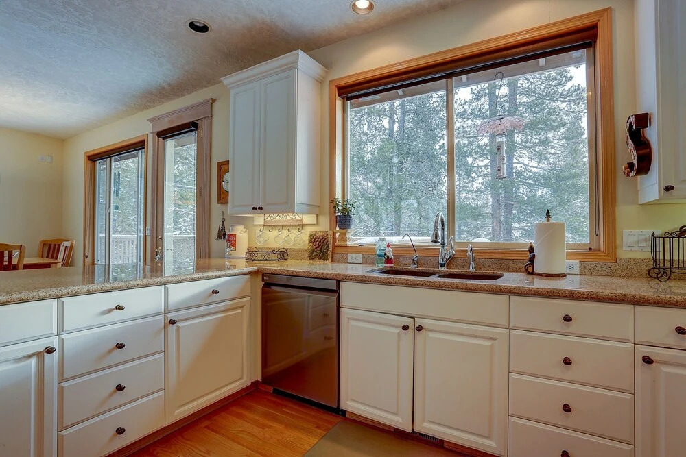 18 Hickory Pet-friendly Home With Expansive View of Pines by Redawning