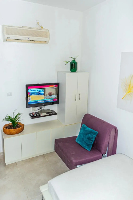 סטודיו 10 studio