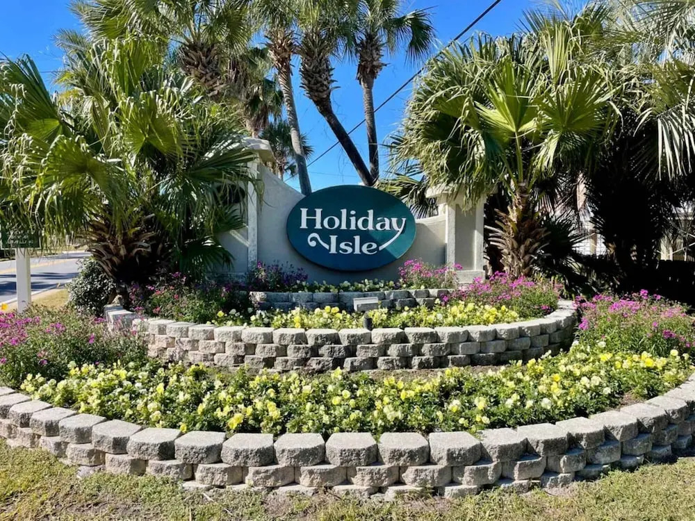 Canal Place II #105 - Waters Cove