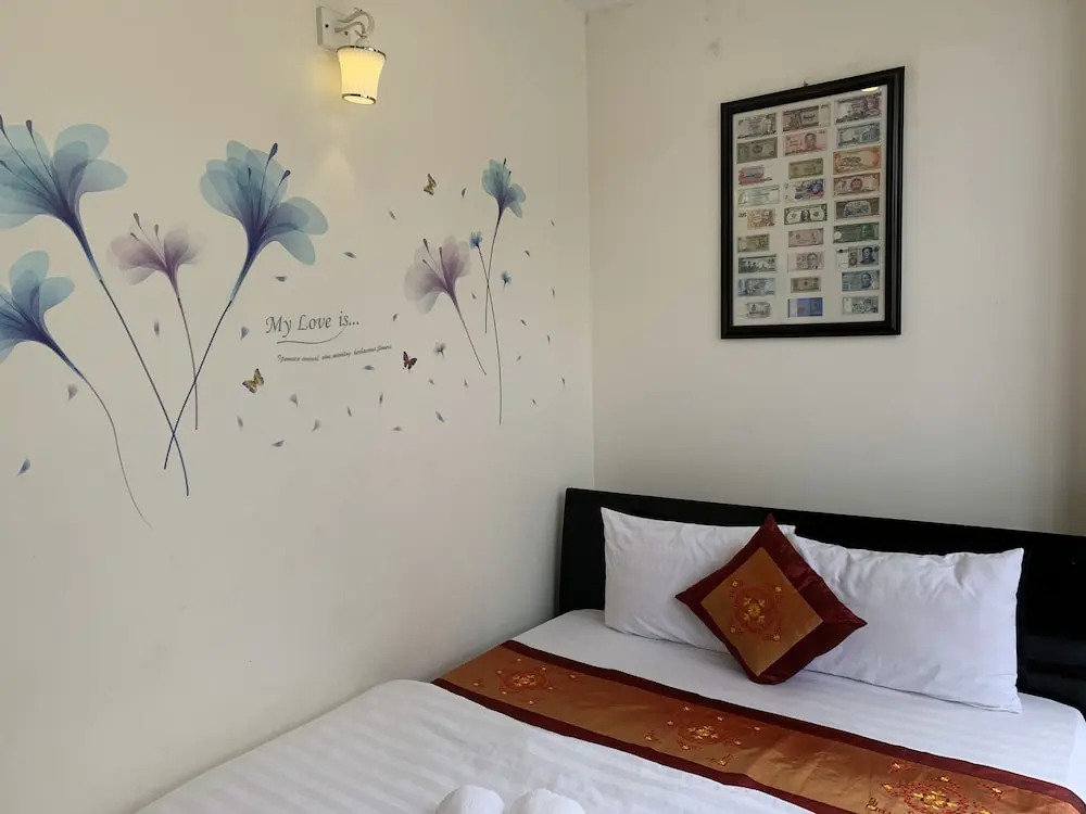 Moon Light Hostel