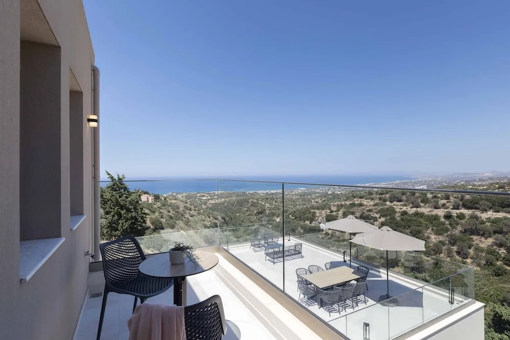 Villa Santa Ιrini 3 - With Heated Pool
