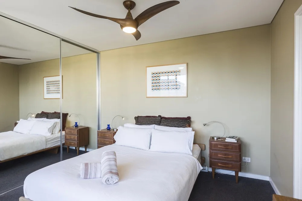 Spacious 1 Bedroom Apt Close To Green Square & Pool