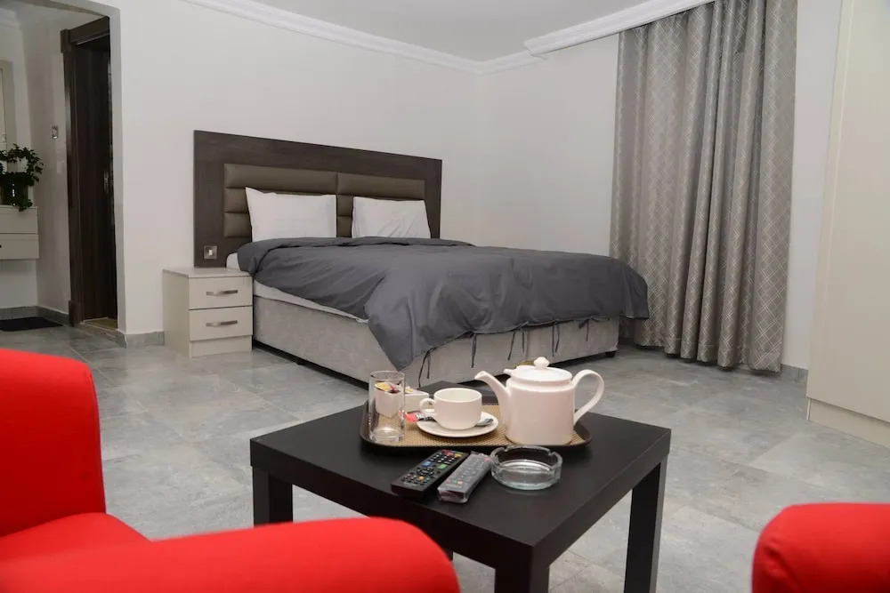 فندق جراند السالمية Salmiya Grand Hotel