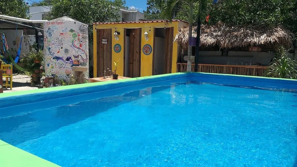 Guacamayas Hostel and Social Laundry