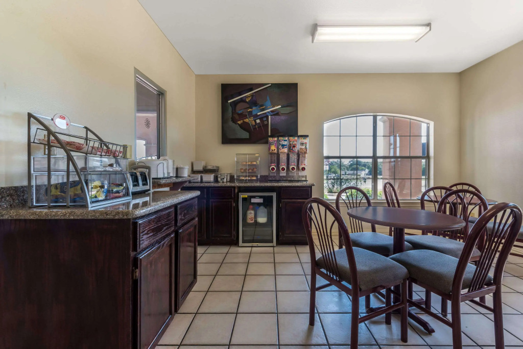 Quality Inn & Suites Greenville