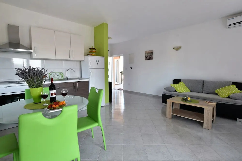 Apartments Dejan