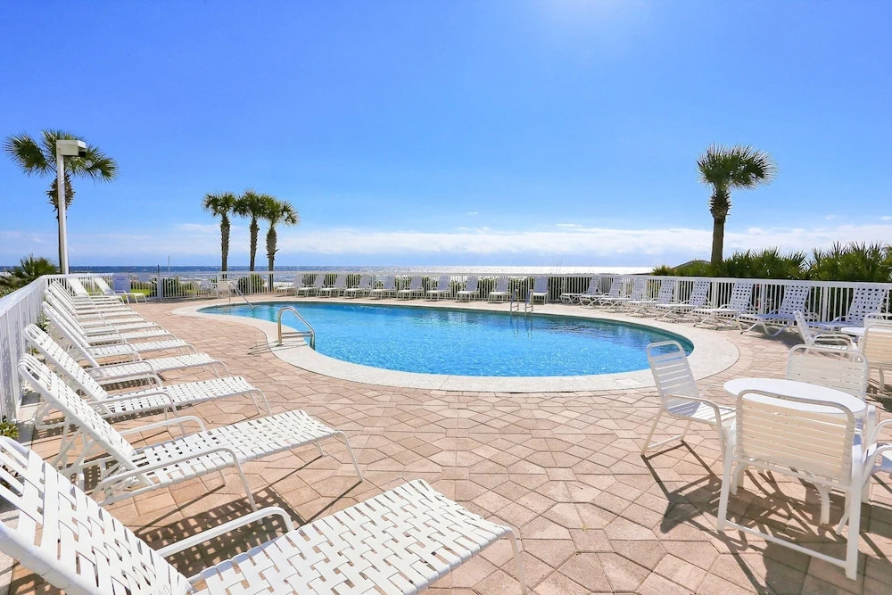 Coastal  In Orange Beach 2 Bedroom Condo