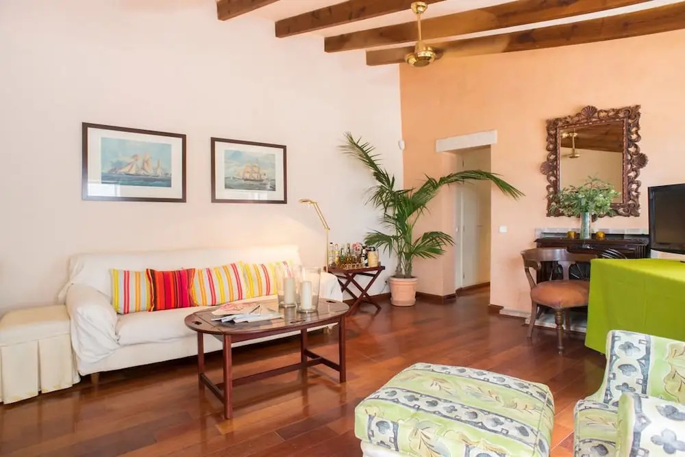Villa Allegra, Casa de Pueblo en Randa
