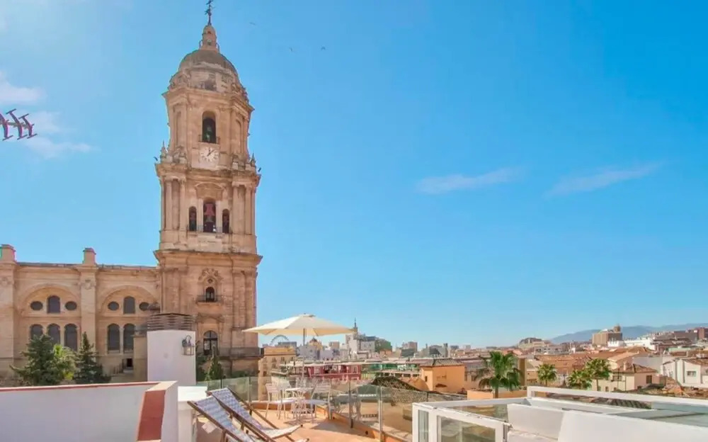 Suncity Terrace and Cathedral Apartment
