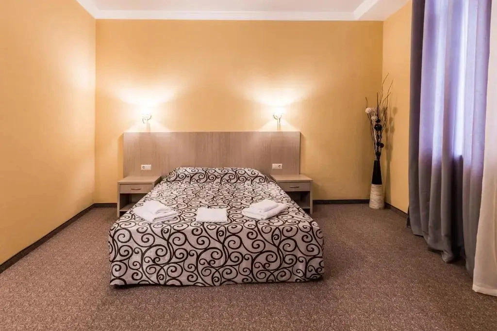 Yuzhnaya Stolitsa Hotel