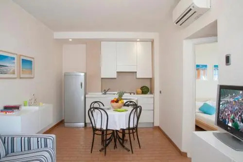 Aris Residence