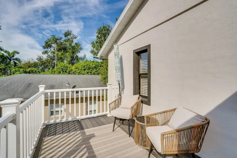 4 Mi to Siesta Key: Family Getaway w/ Balcony