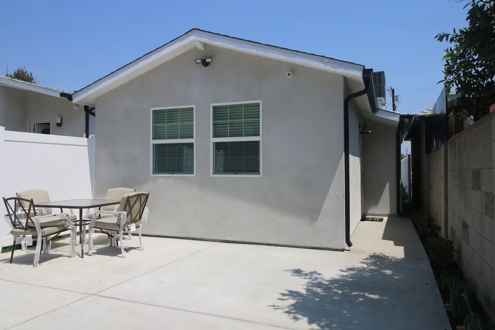 Brand New 1BD House Private