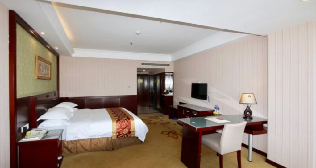 Vienna Hotel Zhejiang Haining Yancang Branch