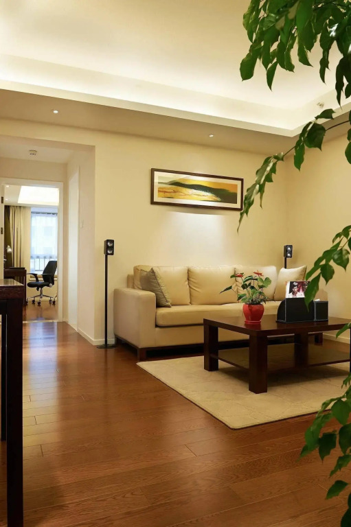 Starr Hotel and Serviced Apartment -Shanghai Jingan Railway Station