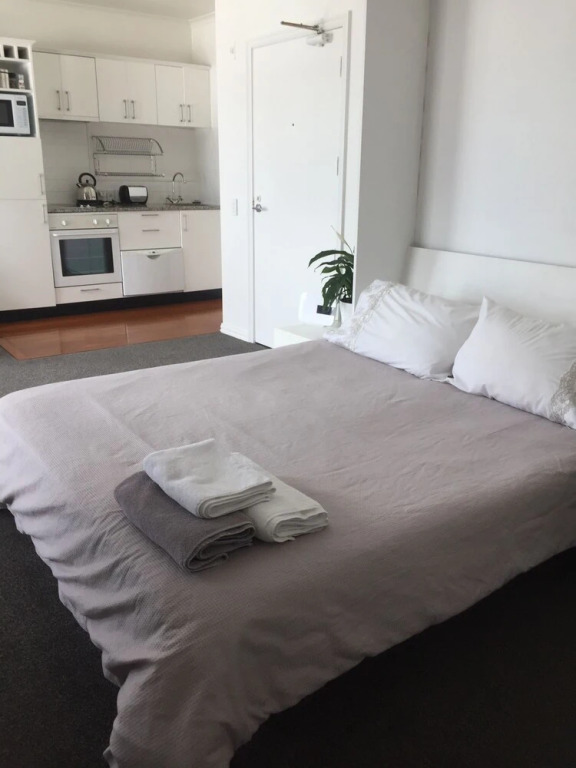 QV Viaduct Apartment