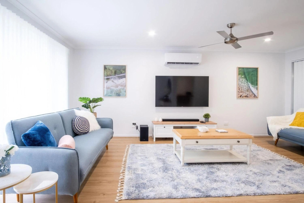 Pet Friendly Dicky Beach Home away from Home