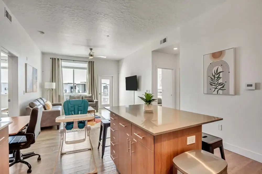 C406 at The Heights by CDH
