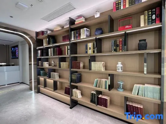 Yuehao Hotel (Beijing Changping Subway Station Gulou North Street)