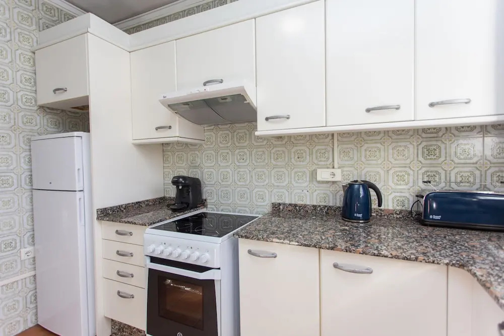 Townhouse with roof terrace 300m Arenal