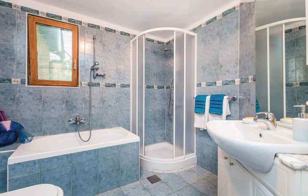 Beautiful Home In Lovran With Wifi