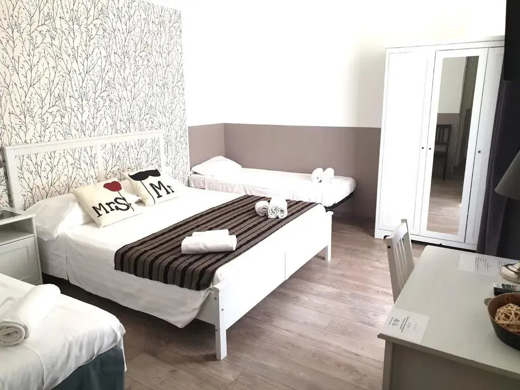 Romantica Rooms