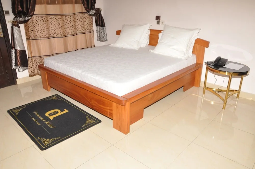 Diamond Hotel