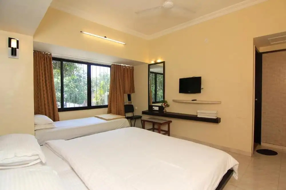 SPOT ON 36080 Hotel Hari International