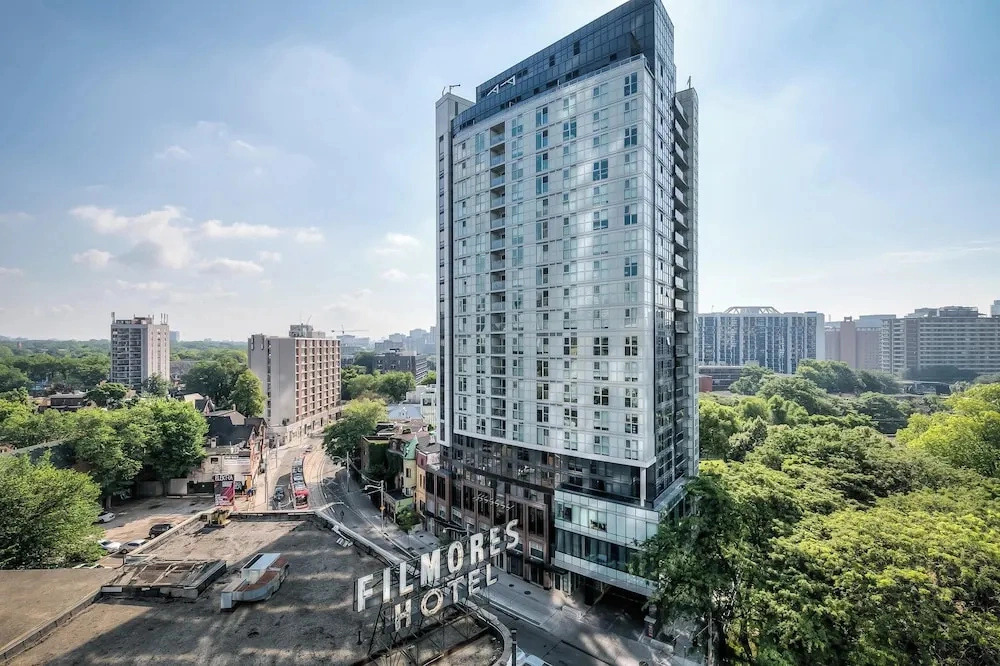 Filmore Hotel & Suites