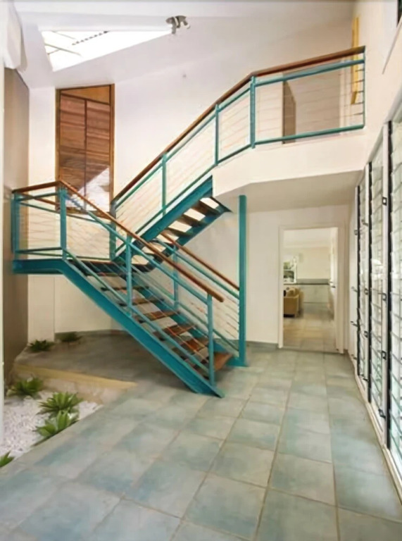 Waterfront 4brm House Cullen Bay