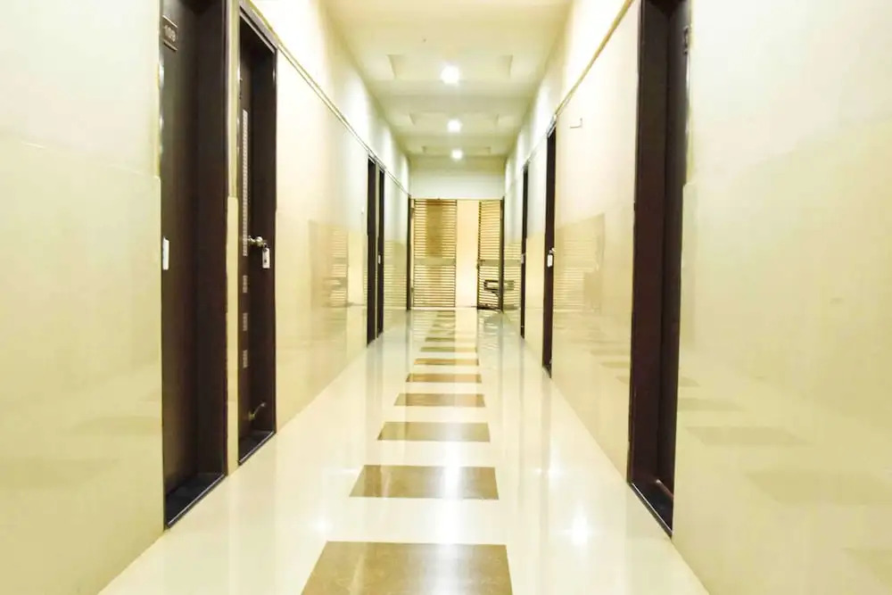 Abhinav Hotel
