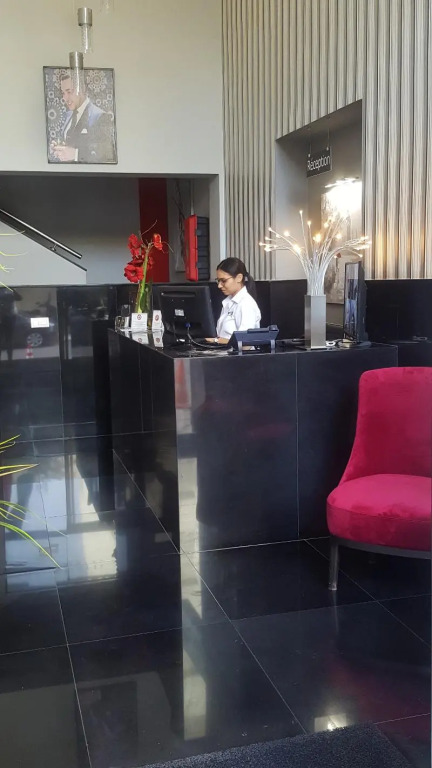 RENT-INN Suites Hotel