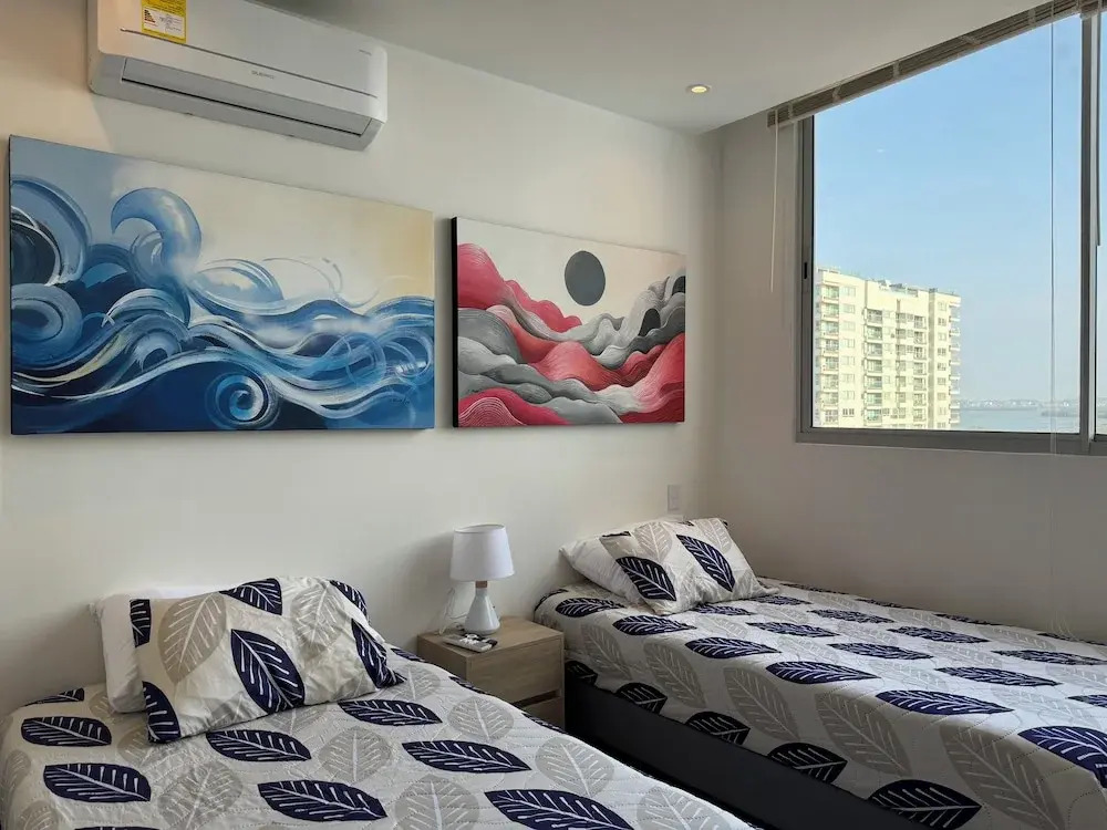 Apartamentos cerca al Mar