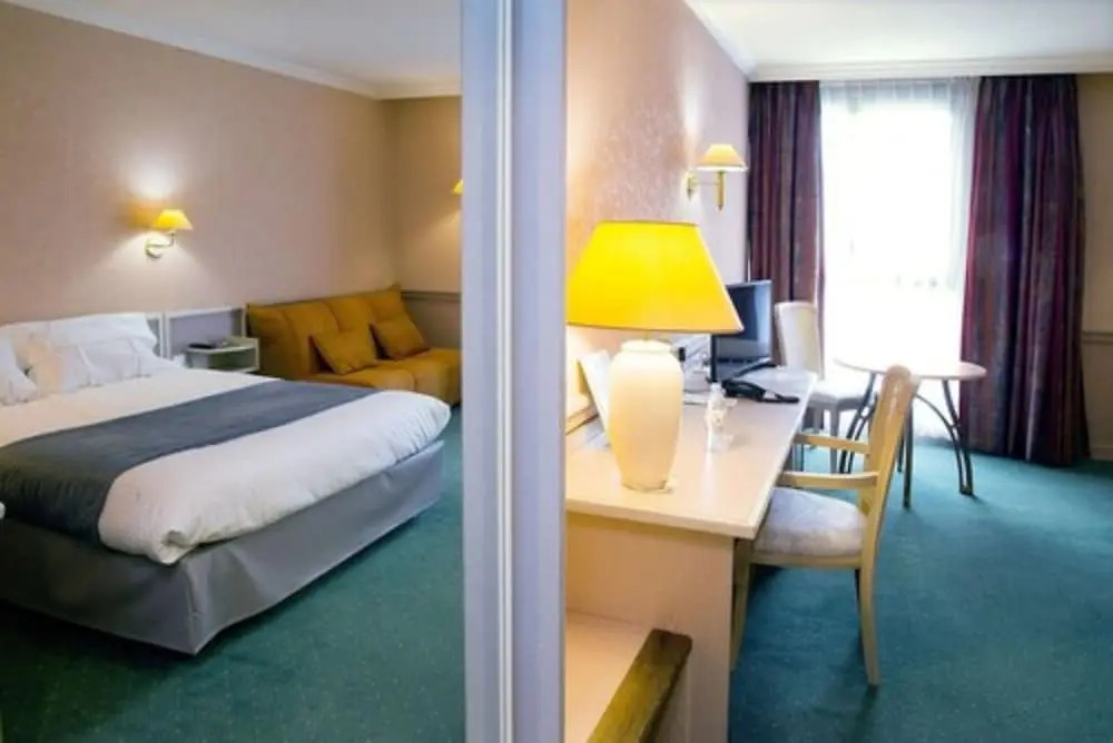 Logis Lyon Est Porte de lAin