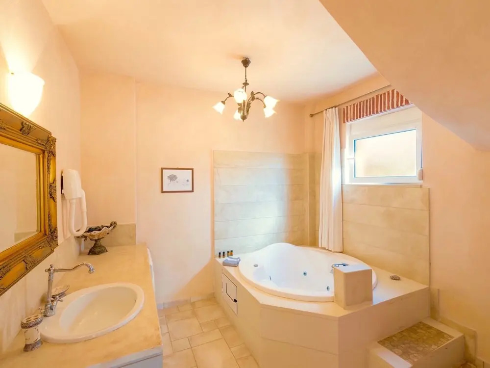 Villa with Private Pool And Beautiful Sea View on Lybian Sea, Sw Coast of Crete