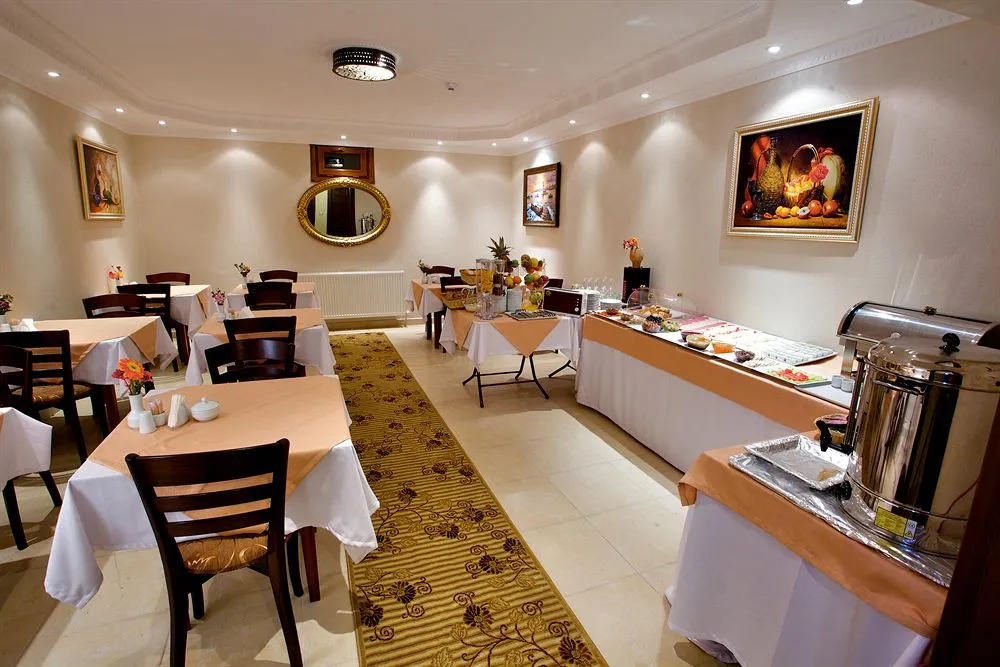 Fides Hotel