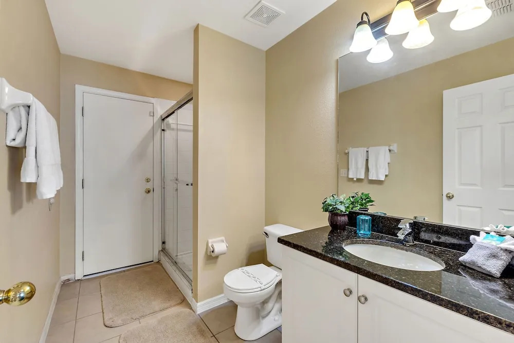 5 Bed Large Pool and Games Room #801
