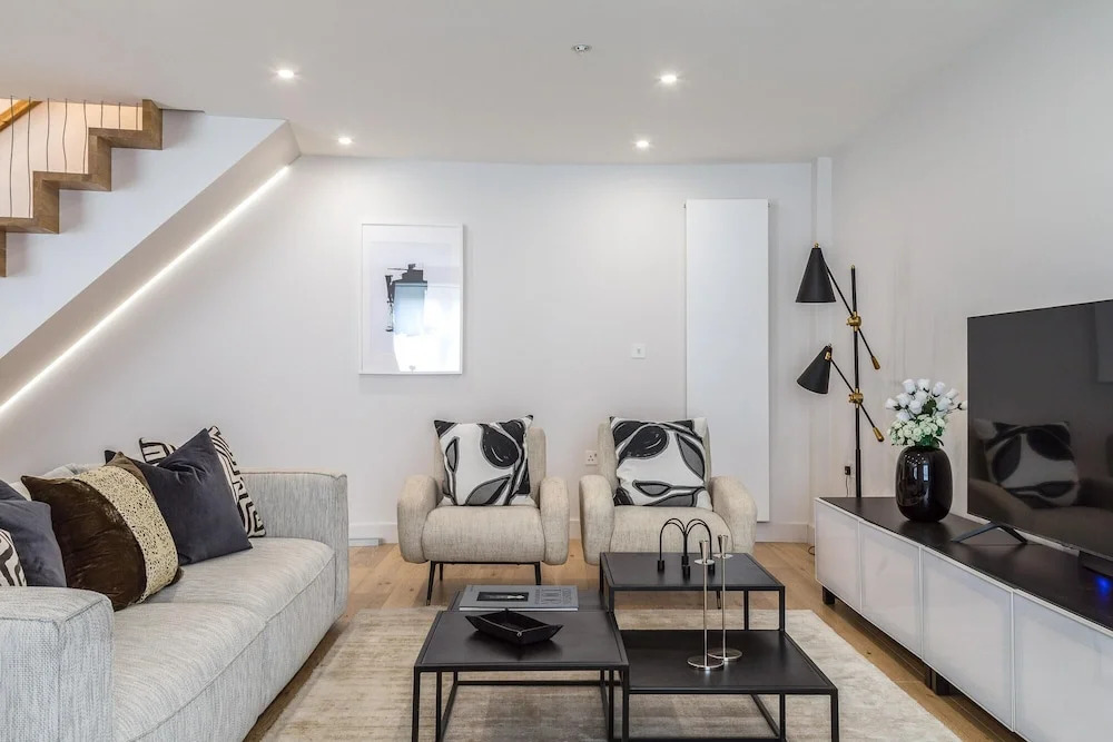 Modern Family Home in Kensington