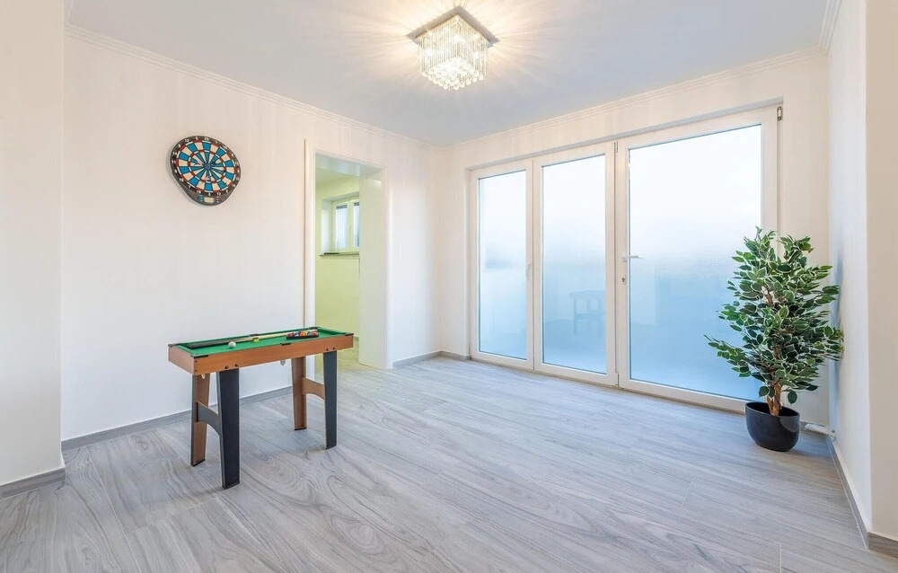 Luxurious Home In Vrsi
