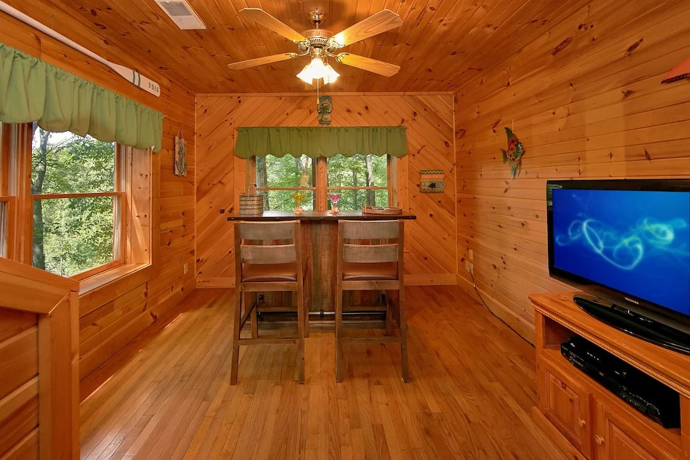 Suite Harmony 243 - Two Bedroom Cabin