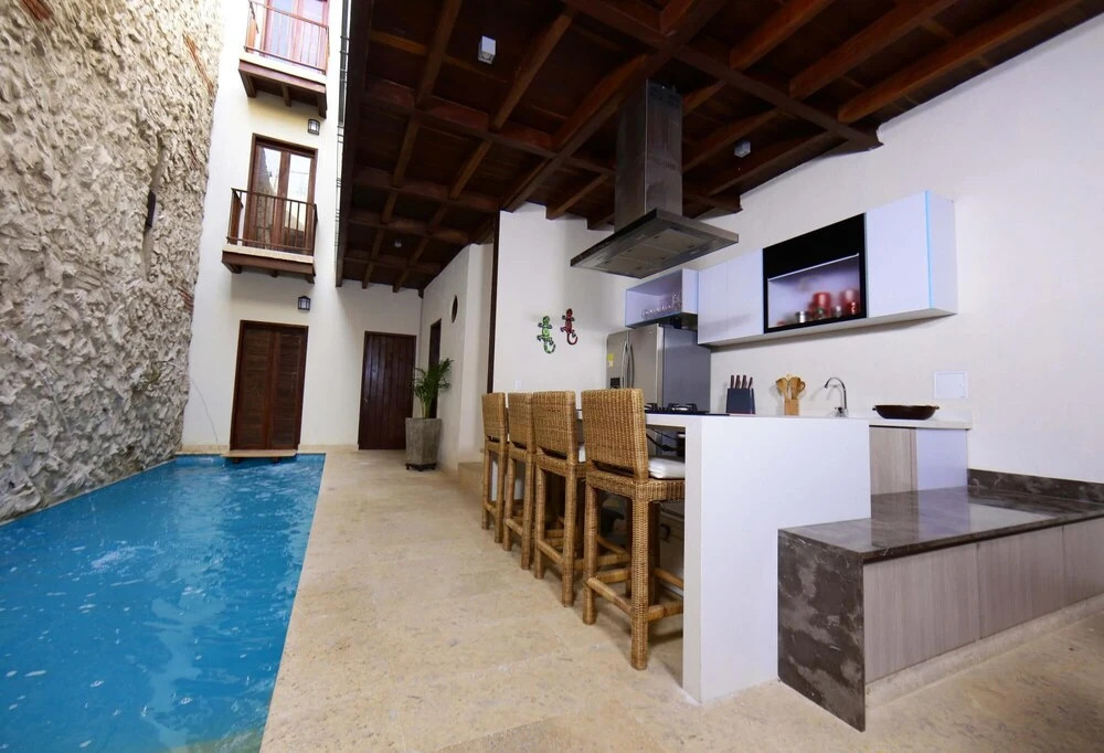 Casa de la Muralla - Luxury 4BR Colonial House in Getsemani by H